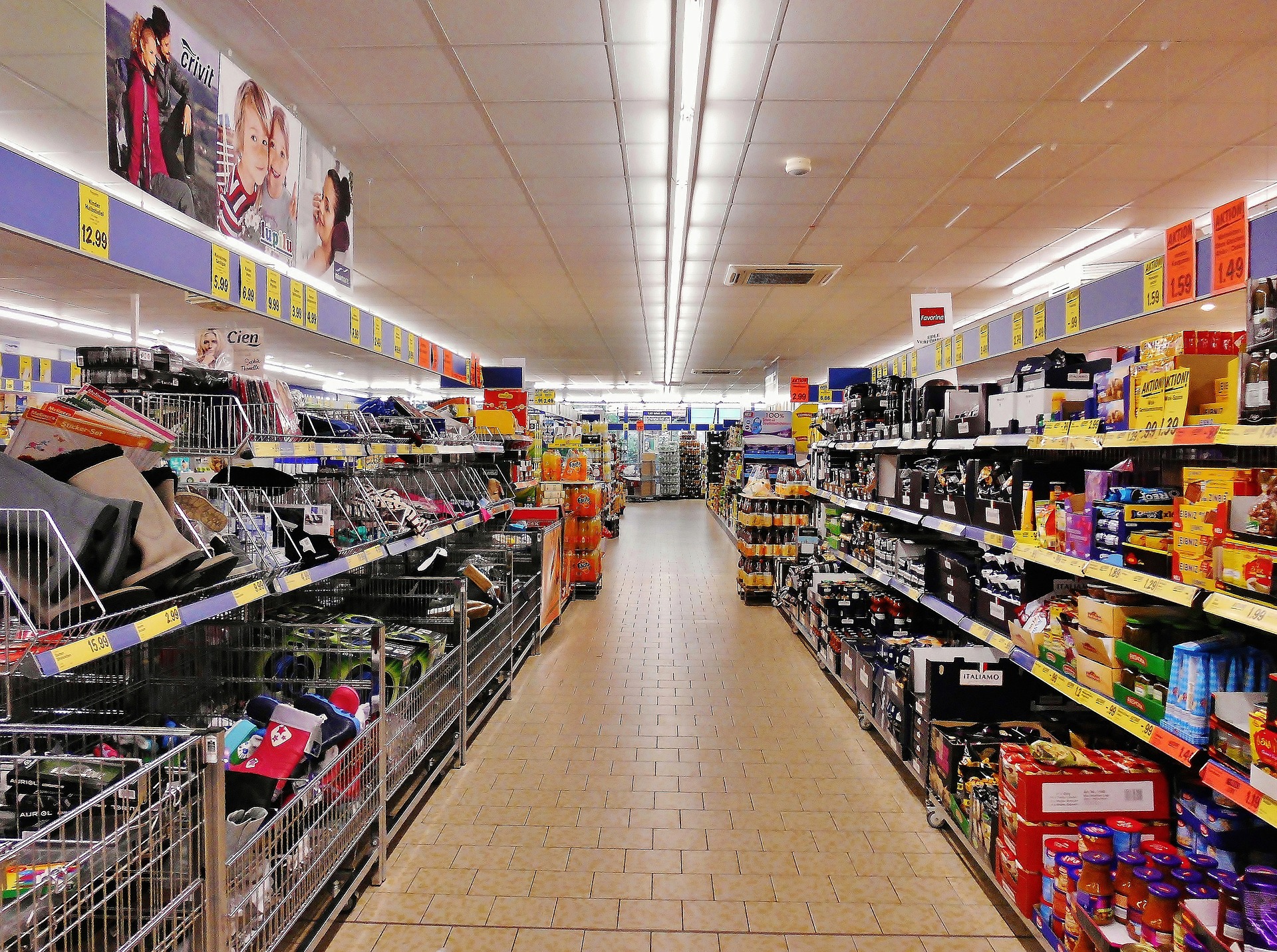 Σούπερ μάρκετ και καταστήματα: Το ωράριο λειτουργίας έως την Πρωτοχρονιά – Πότε ανοίγουν