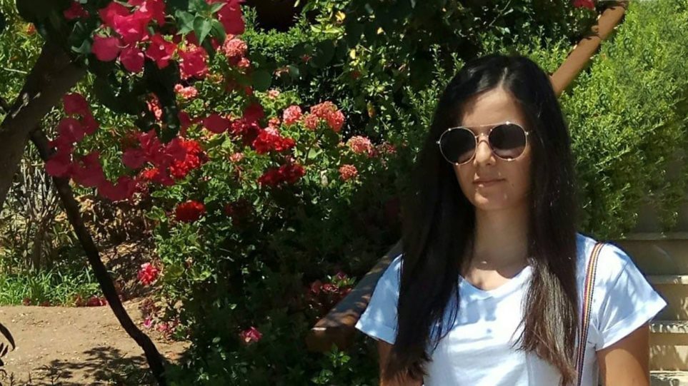 Εξαφάνιση 19χρονης στο Κορωπί: Αν την κρατάει κάποιος ας βάλει τέλος στο μαρτύριό μας, λέει ο αδερφός της