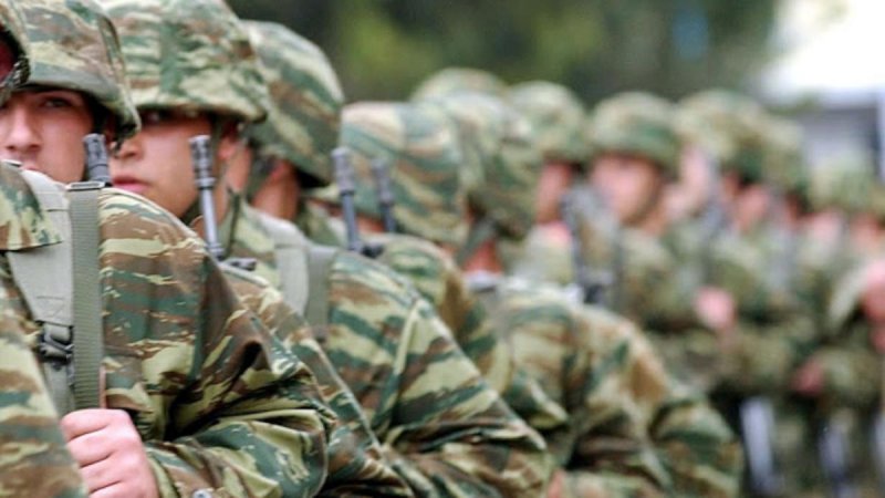 Οριστικό: Αυξάνεται η θητεία στον στρατό – Τι γίνεται με τη μειωμένη θητεία